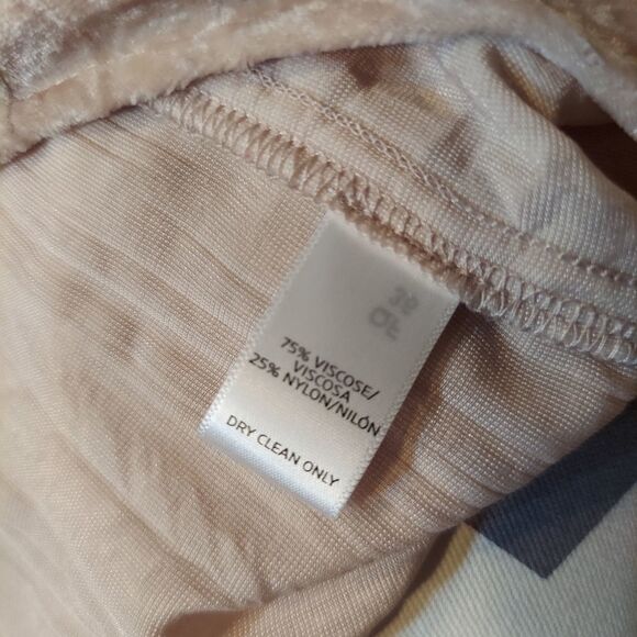 Sheer Crush Flutter Sleeve Blouse - Picture 6 of 7